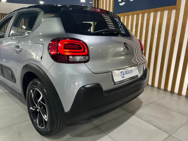 Citroen C3 1.2 PureTech C-Series 6
