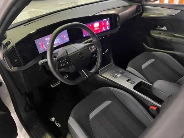 Opel Mokka 1.2 Hybrid GS eDCT 19