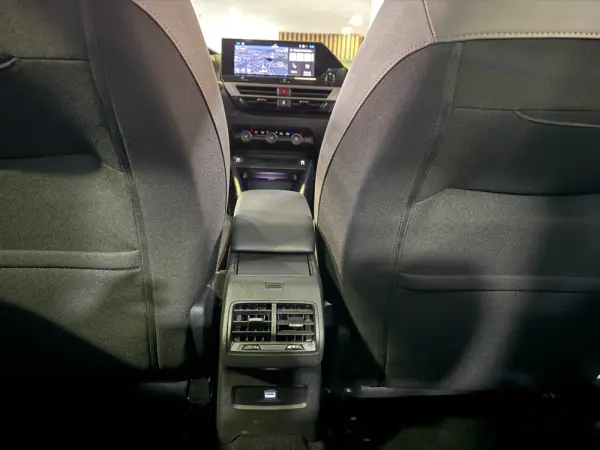 Citroen C4 X 1.2 Hybrid Plus e-DSC6 22