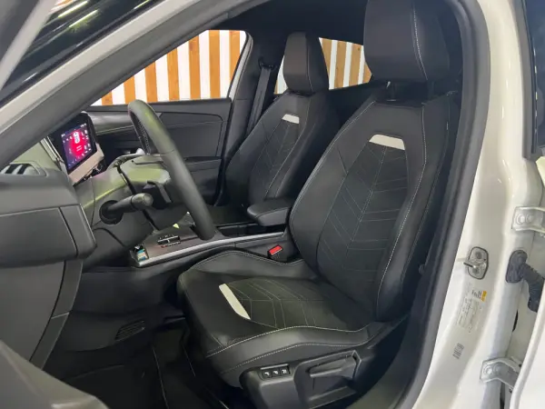 Opel Mokka 1.2 Hybrid GS eDCT 11