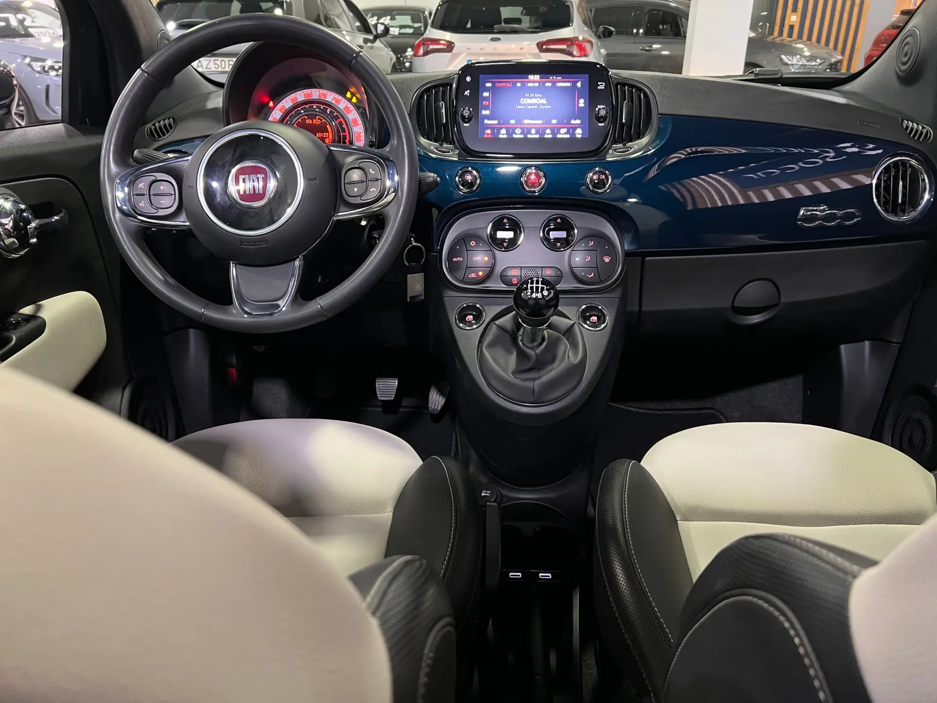 Fiat 500C 1.0 Hybrid Dolcevita 15