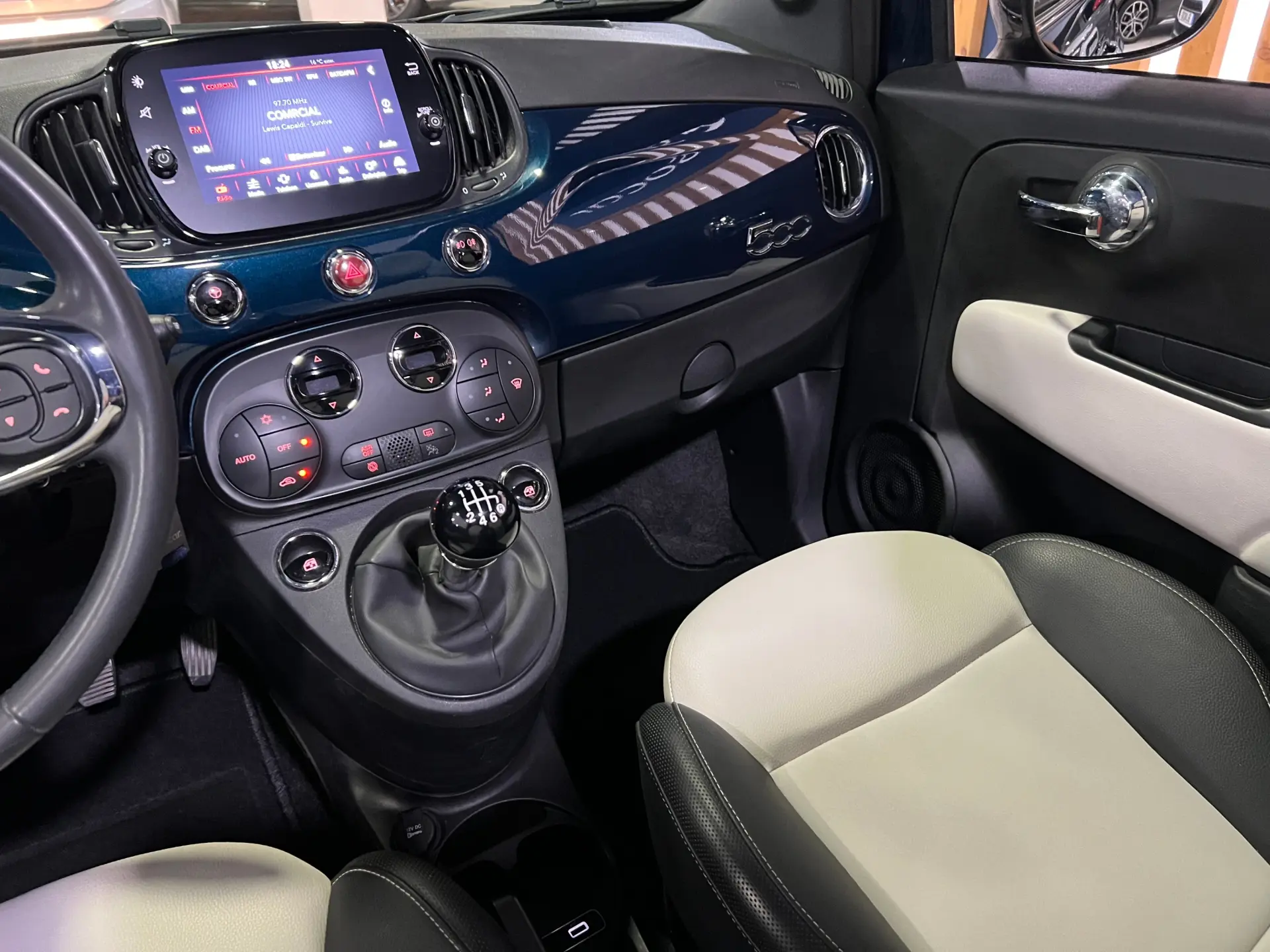Fiat 500C 1.0 Hybrid Dolcevita 21