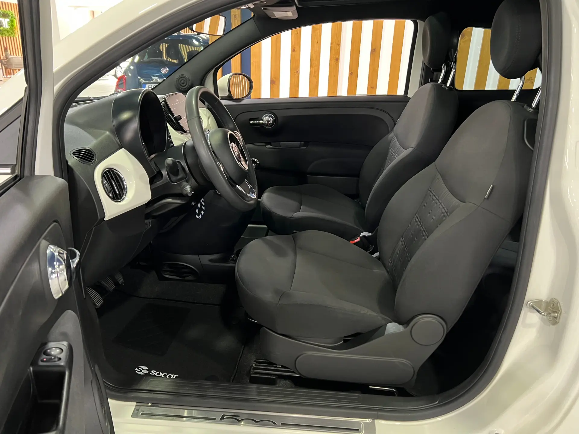 Fiat 500 1.0 Hybrid Dolcevita 10