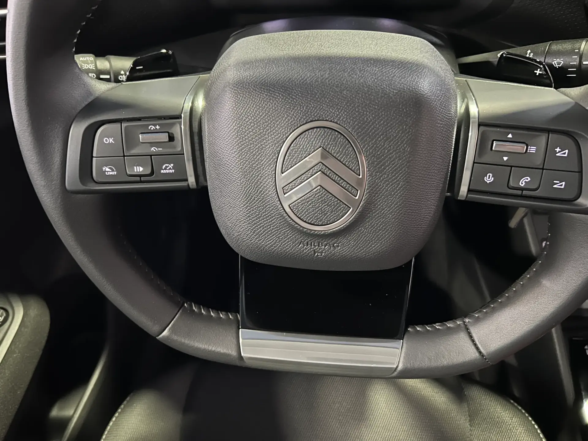 Citroën C4 1.2 Hybrid Plus e-DSC6 16