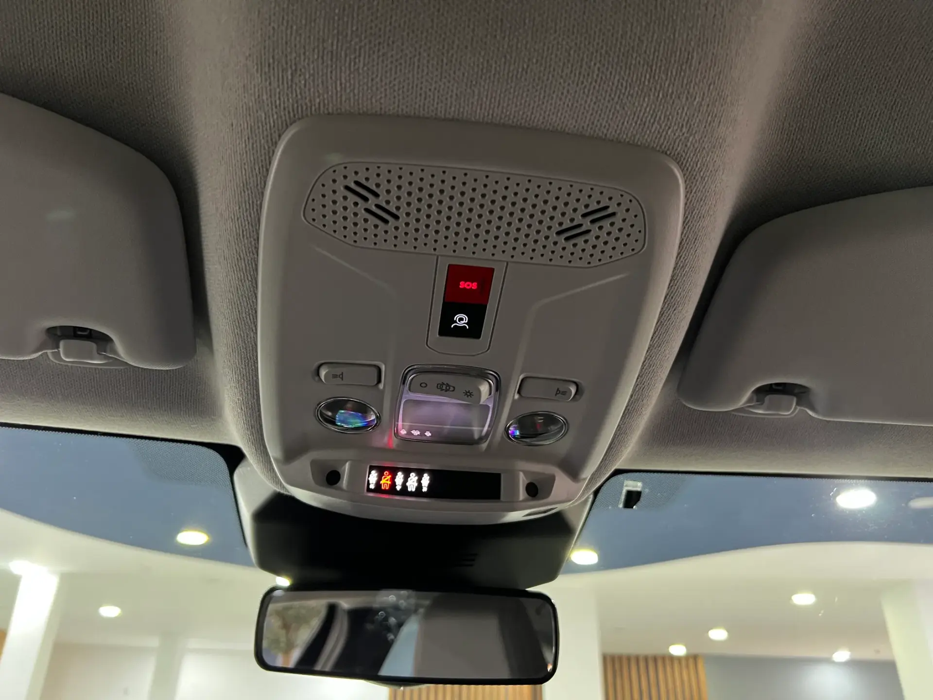 Citroën C4 1.2 Hybrid Plus e-DSC6 27