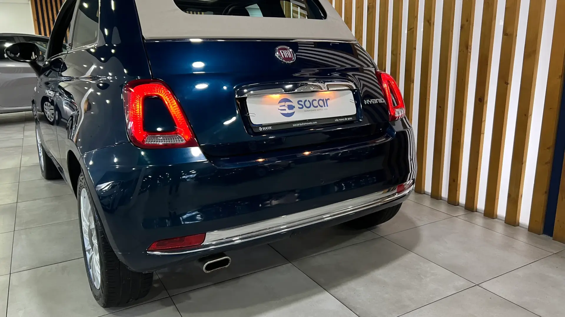 Fiat 500C 1.0 Hybrid Connect 8