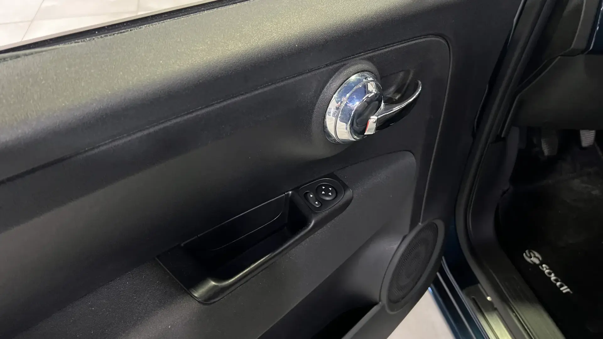 Fiat 500C 1.0 Hybrid Connect 20