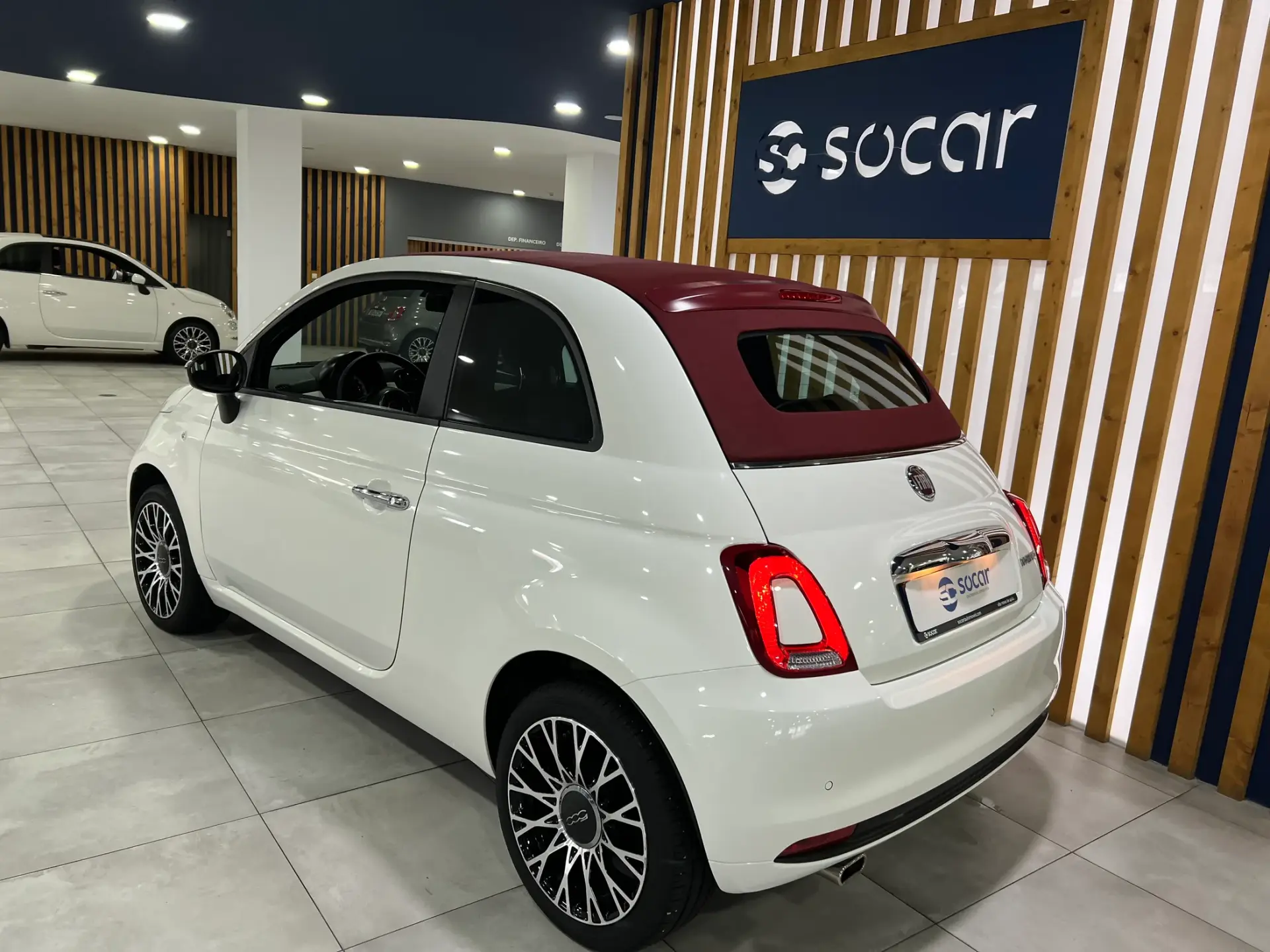 Fiat 500C 1.0 Hybrid Dolcevita 4