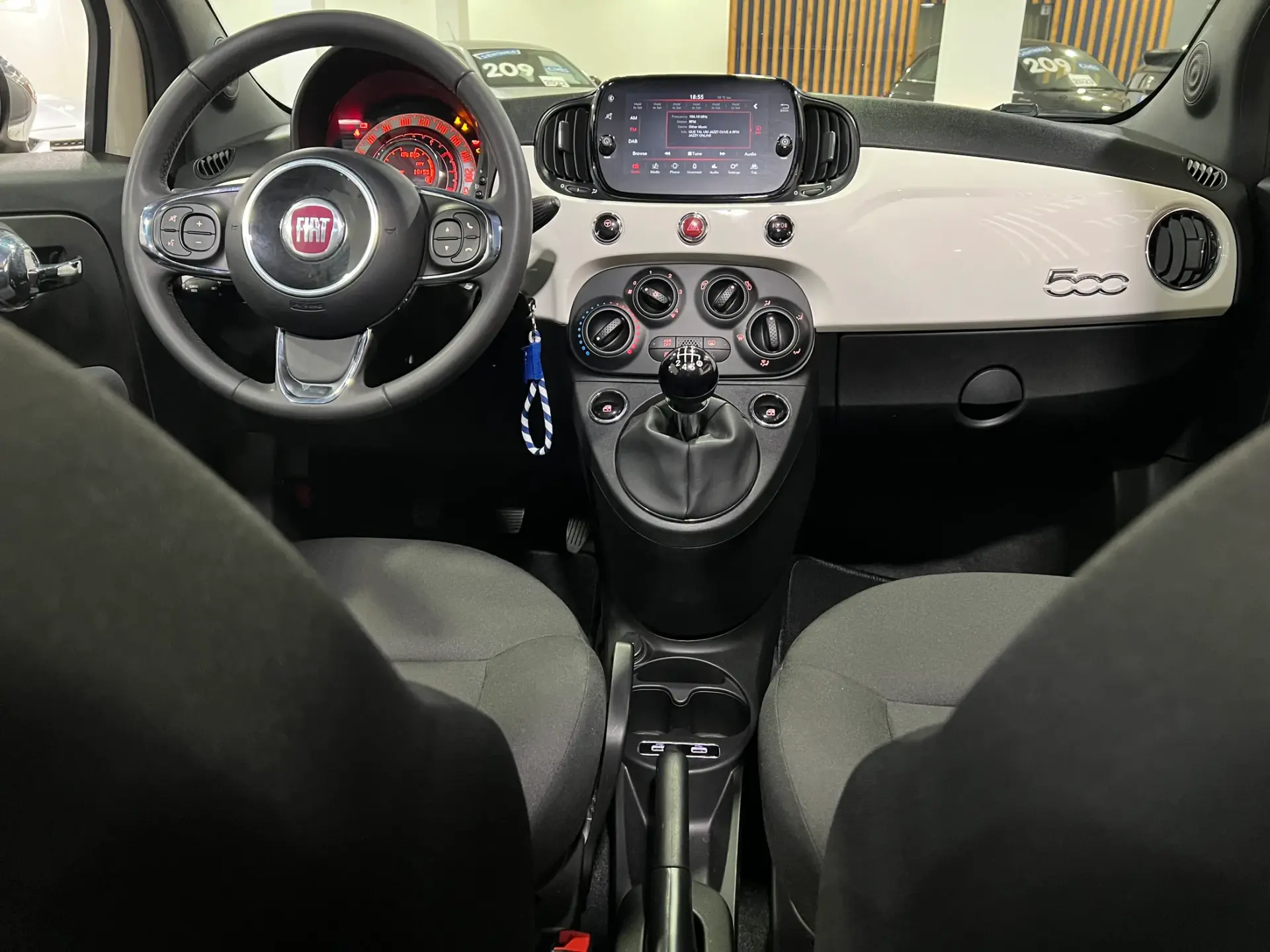 Fiat 500C 1.0 Hybrid Dolcevita 10