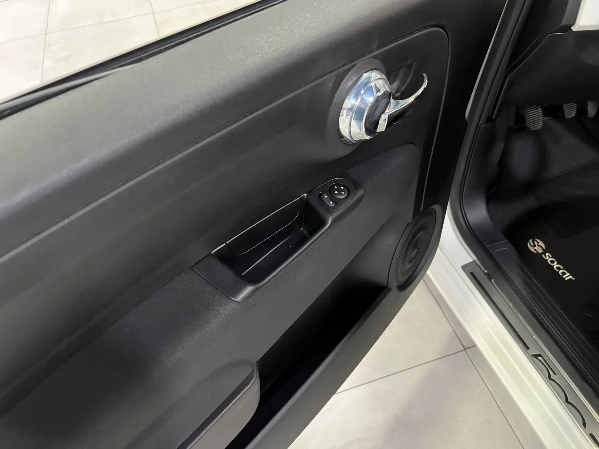 Fiat 500C 1.0 Hybrid Dolcevita 22