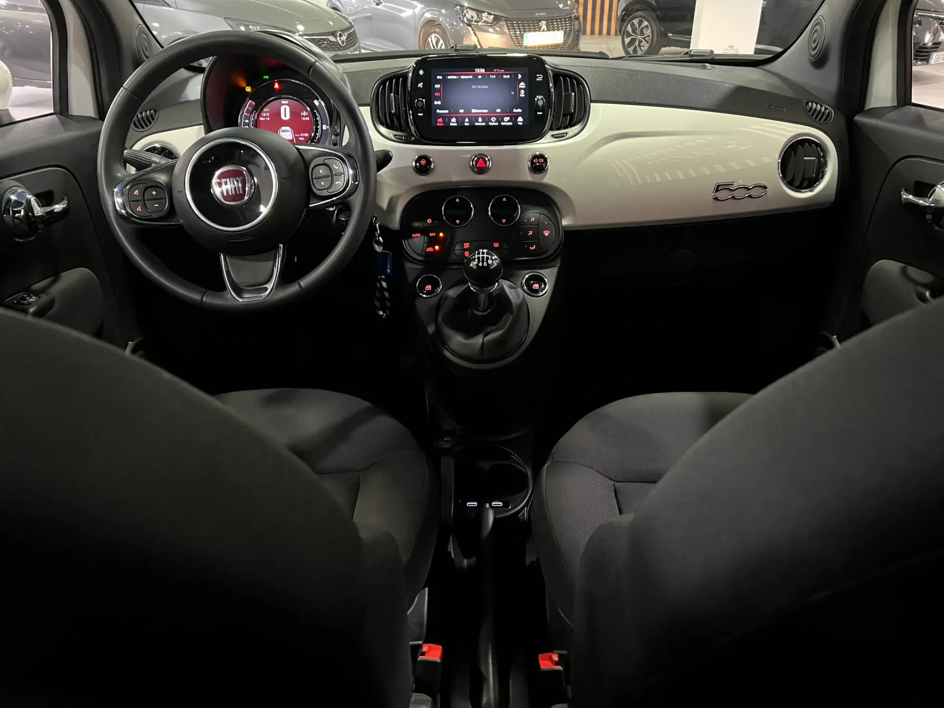 Fiat 500C 1.0 Hybrid Dolcevita 8