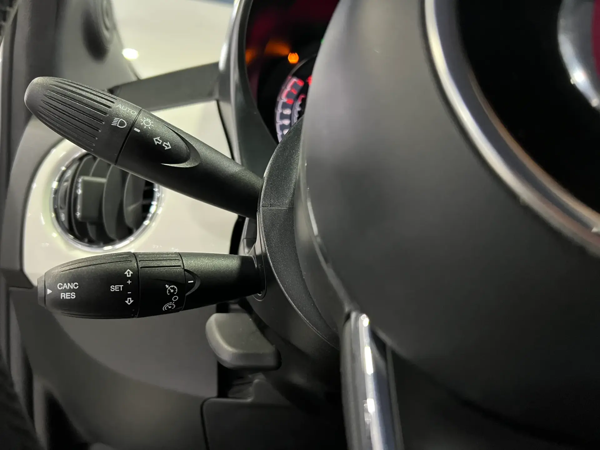 Fiat 500C 1.0 Hybrid Dolcevita 11