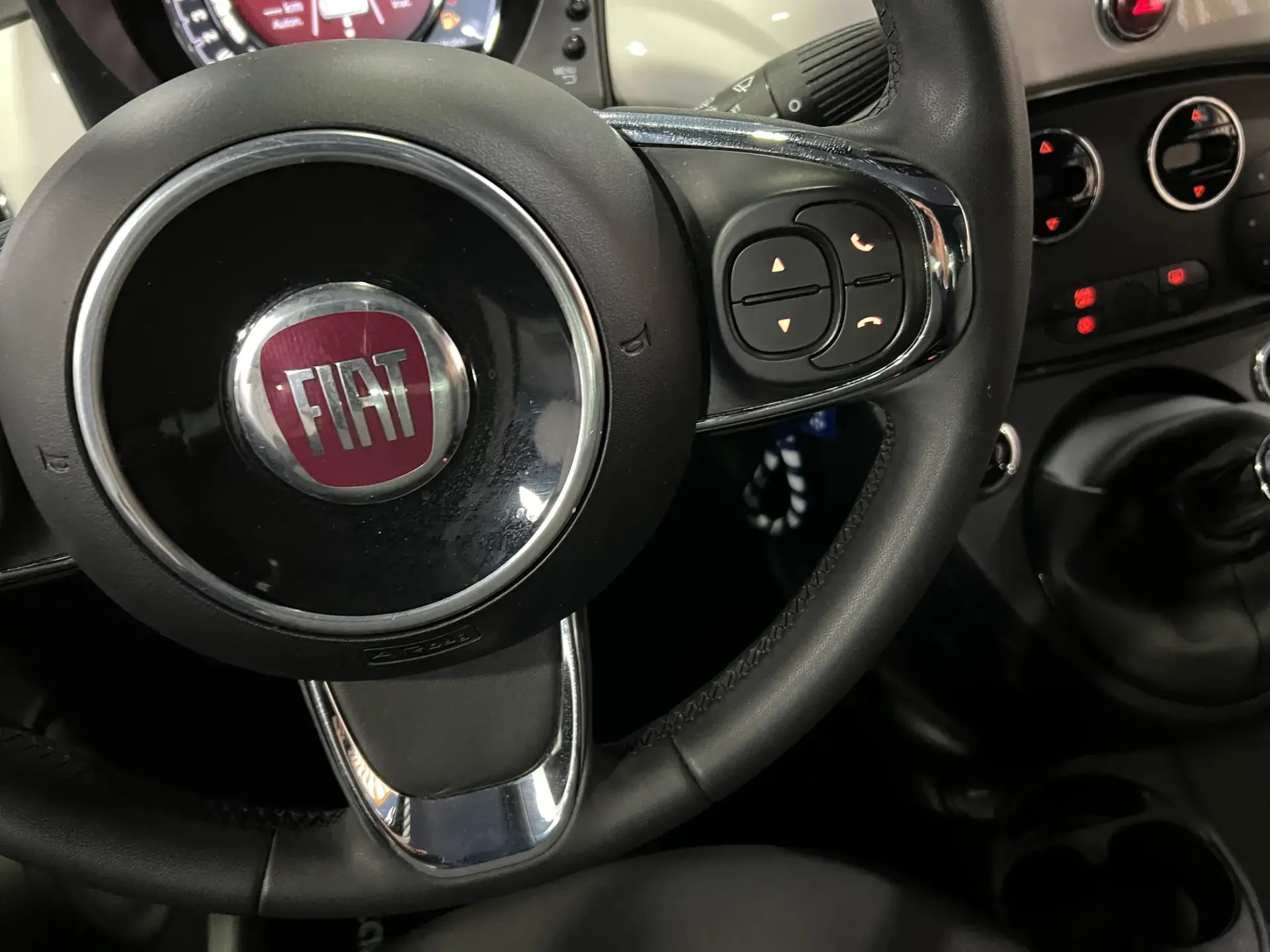 Fiat 500C 1.0 Hybrid Dolcevita 12