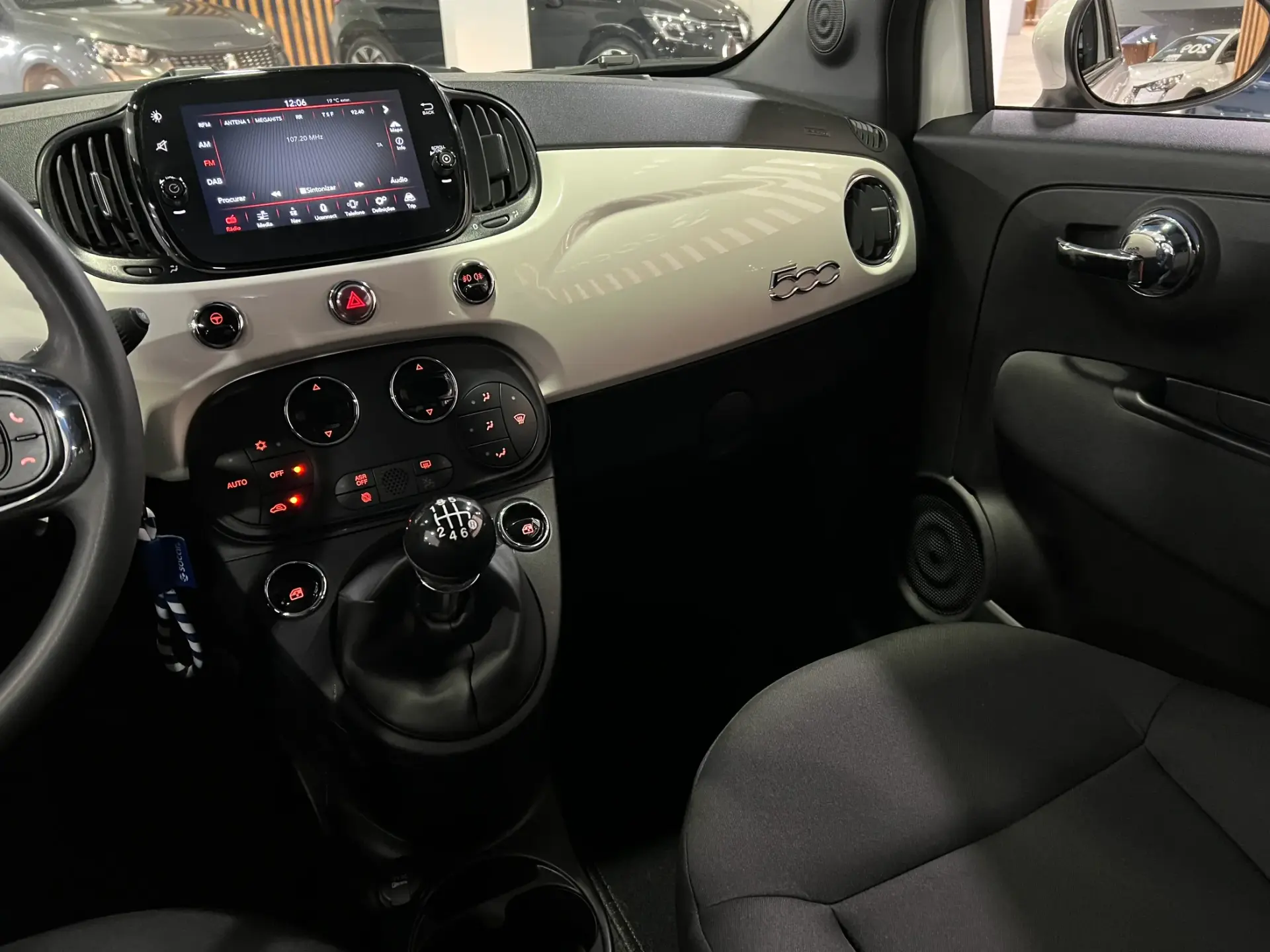 Fiat 500C 1.0 Hybrid Dolcevita 17