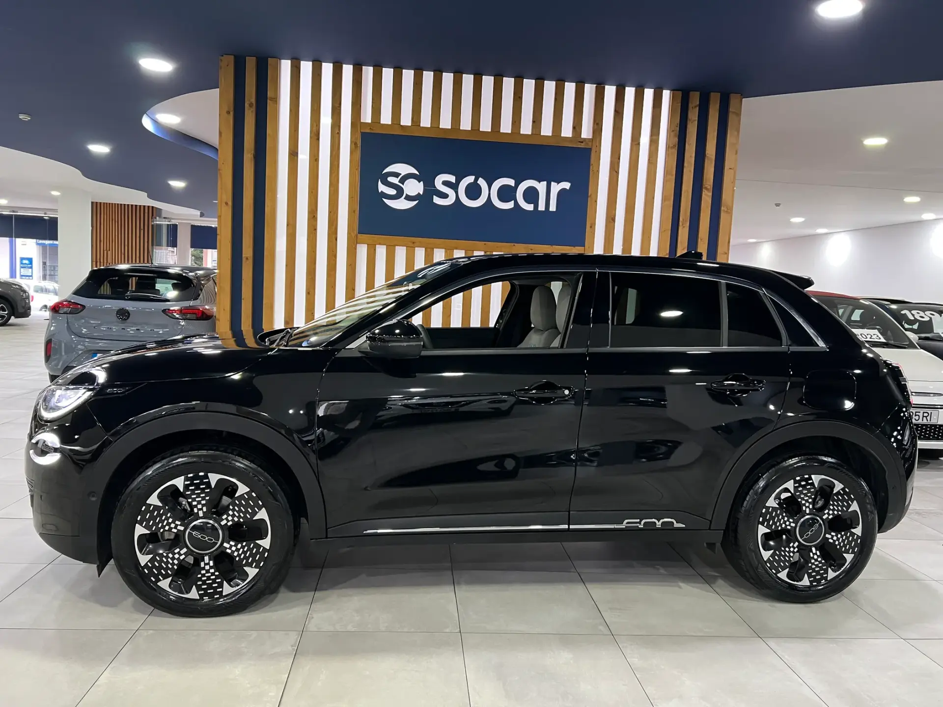 Fiat 600 1.2 Hybrid La Prima 2