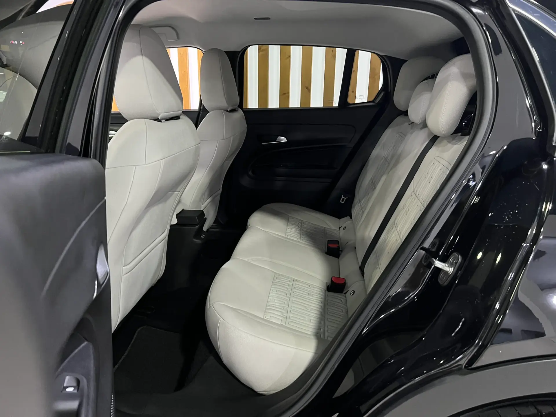 Fiat 600 1.2 Hybrid La Prima 13