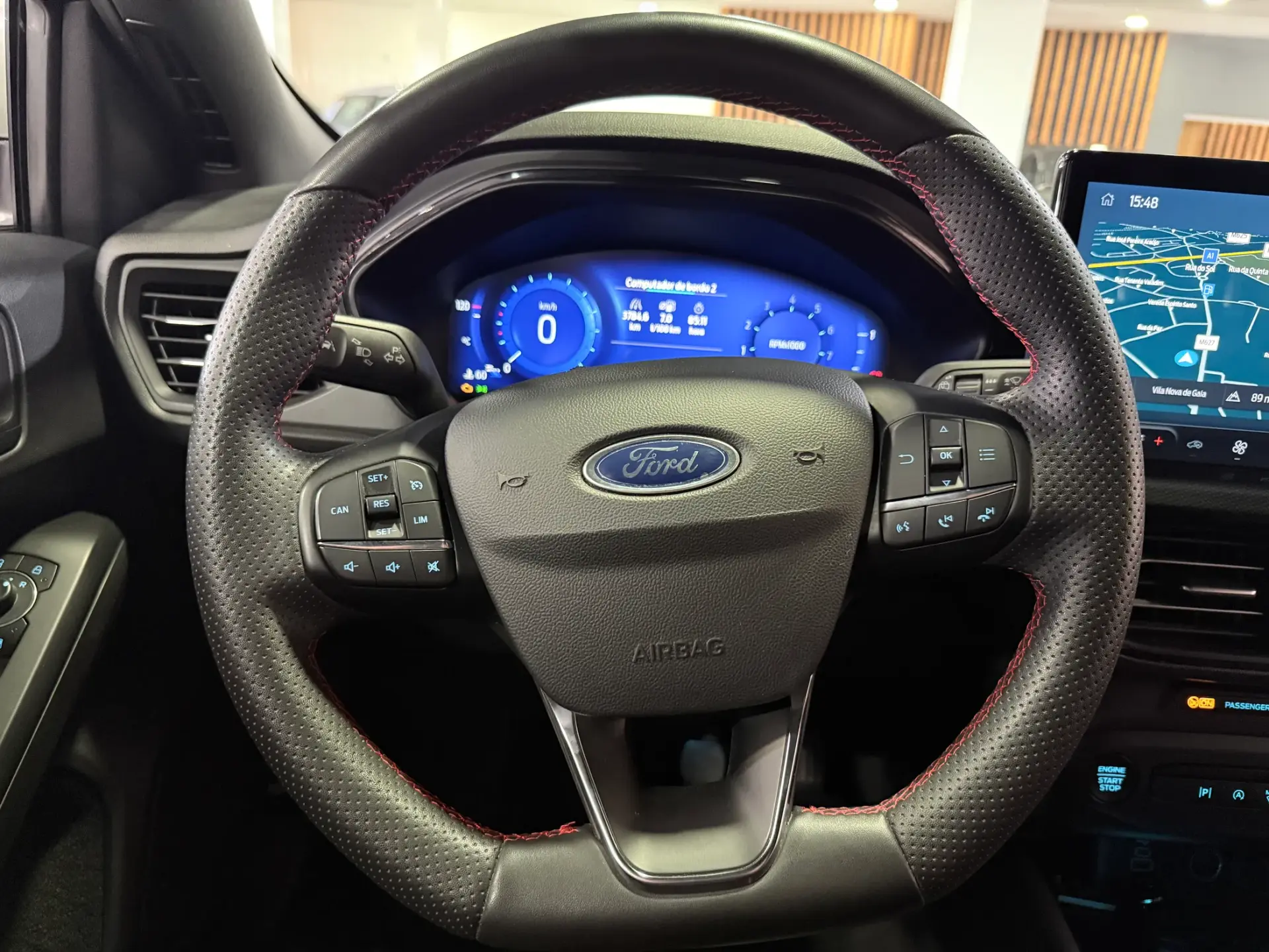 Ford Focus SW 1.0 EcoBoost MHEV ST-Line 11
