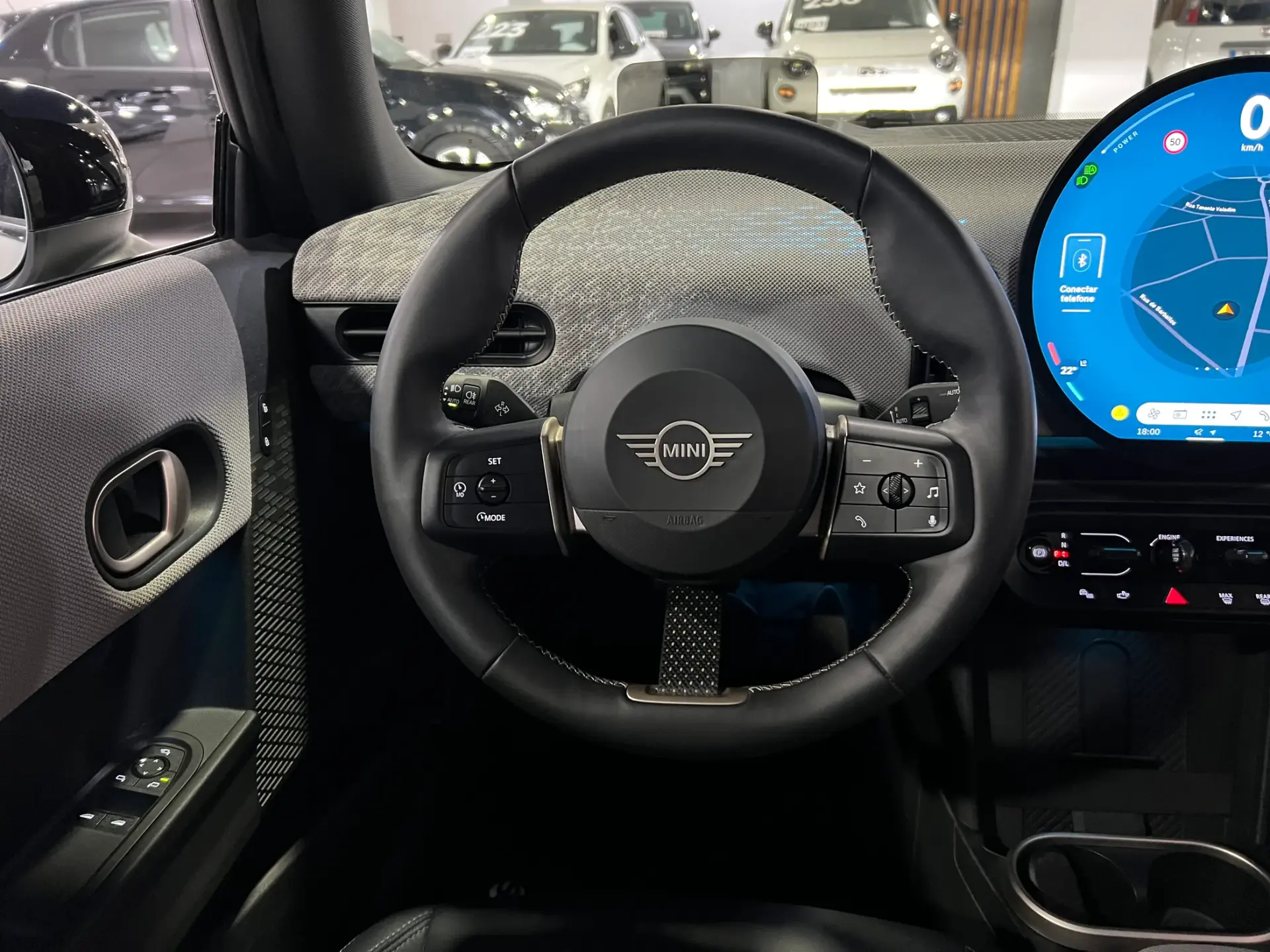MINI 3 Portas Cooper C Favoured S 20