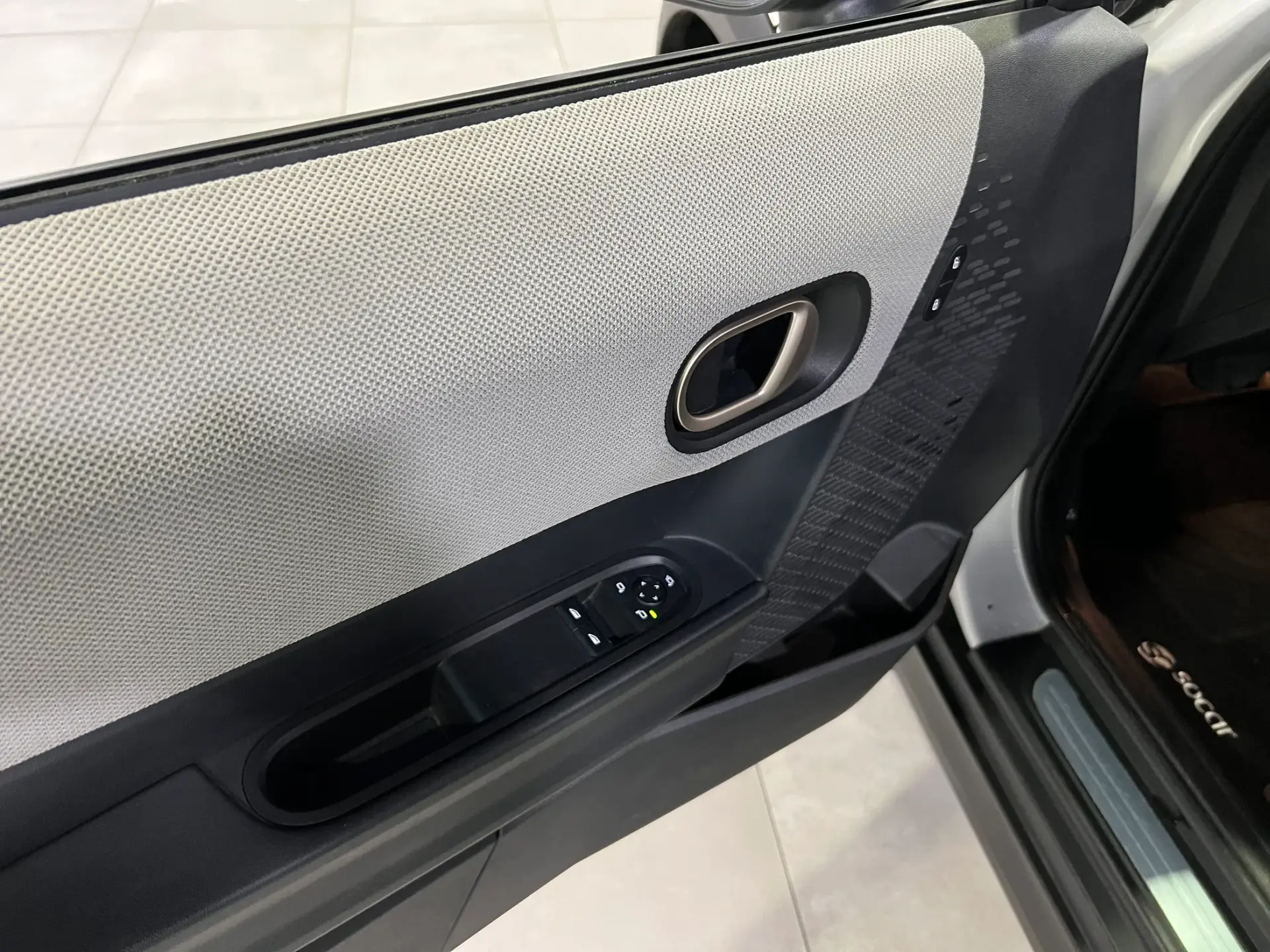 MINI 3 Portas Cooper C Favoured S 36