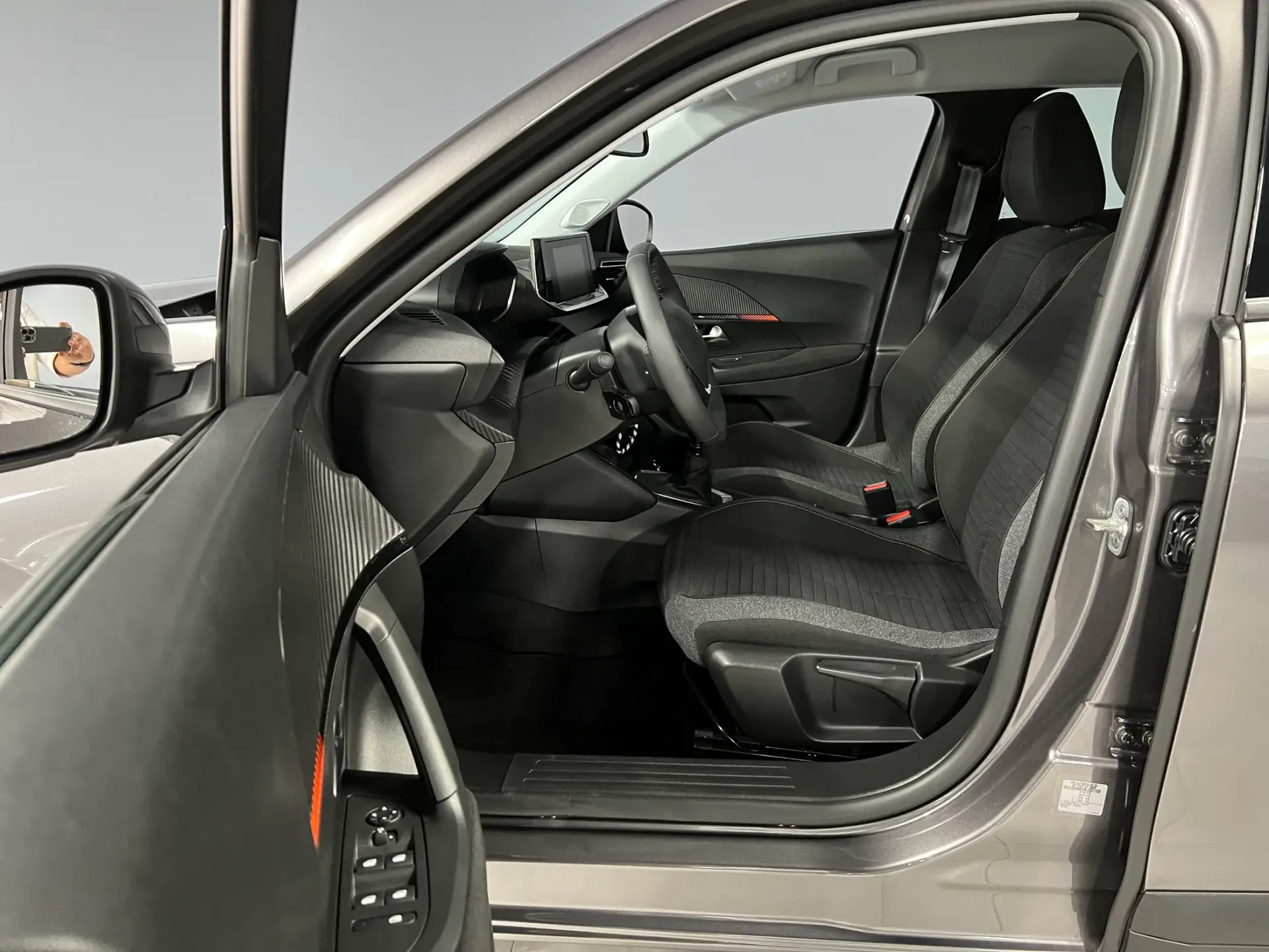 Peugeot 2008 1.2 PureTech Active Pack 4