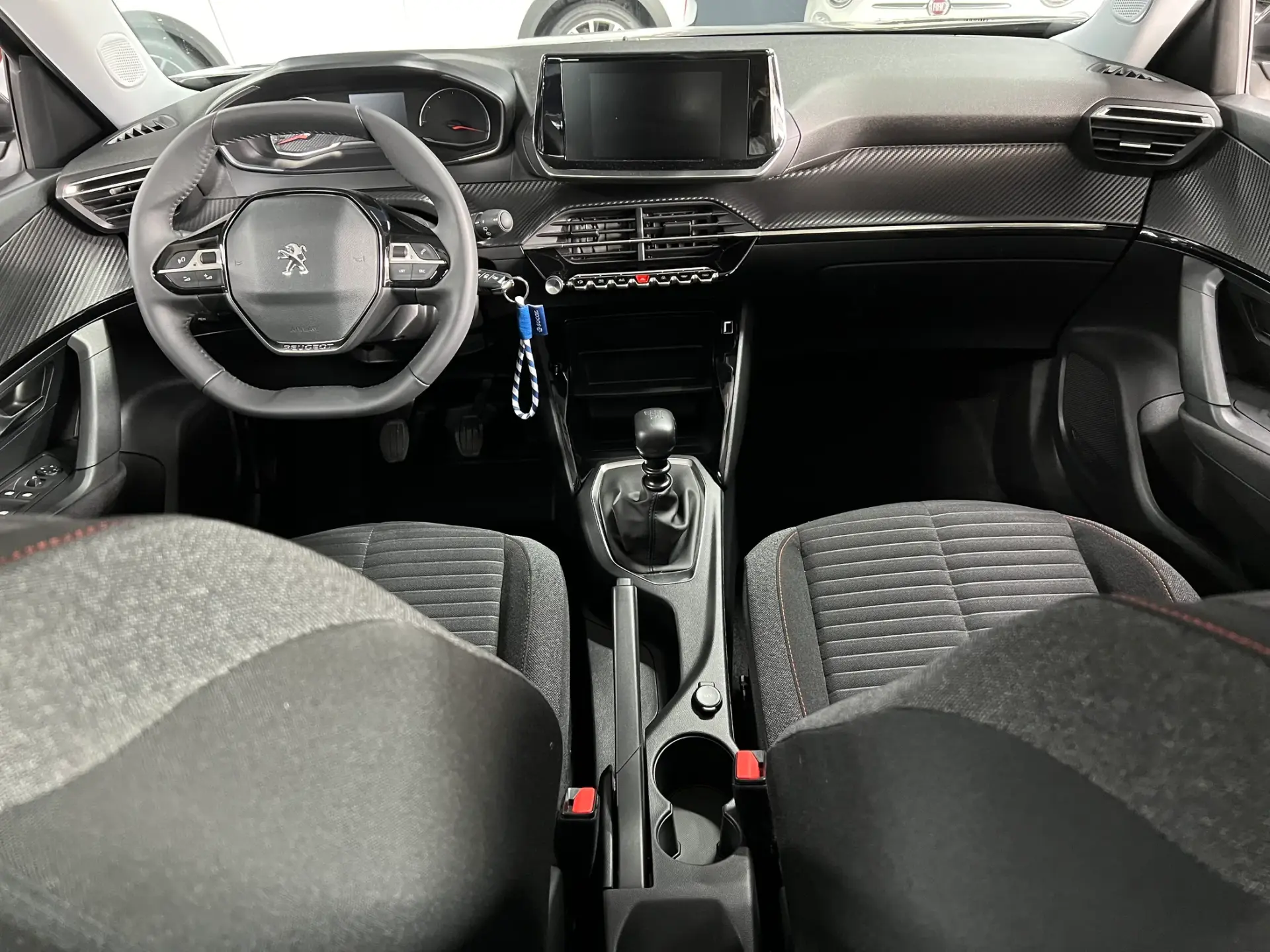 Peugeot 2008 1.2 PureTech Active Pack 6