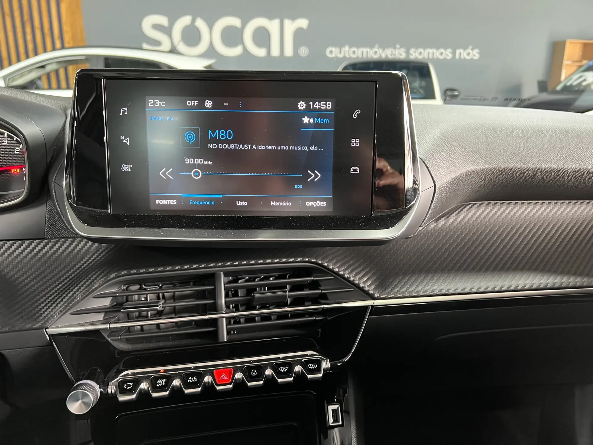 Peugeot 2008 1.2 PureTech Active Pack 13