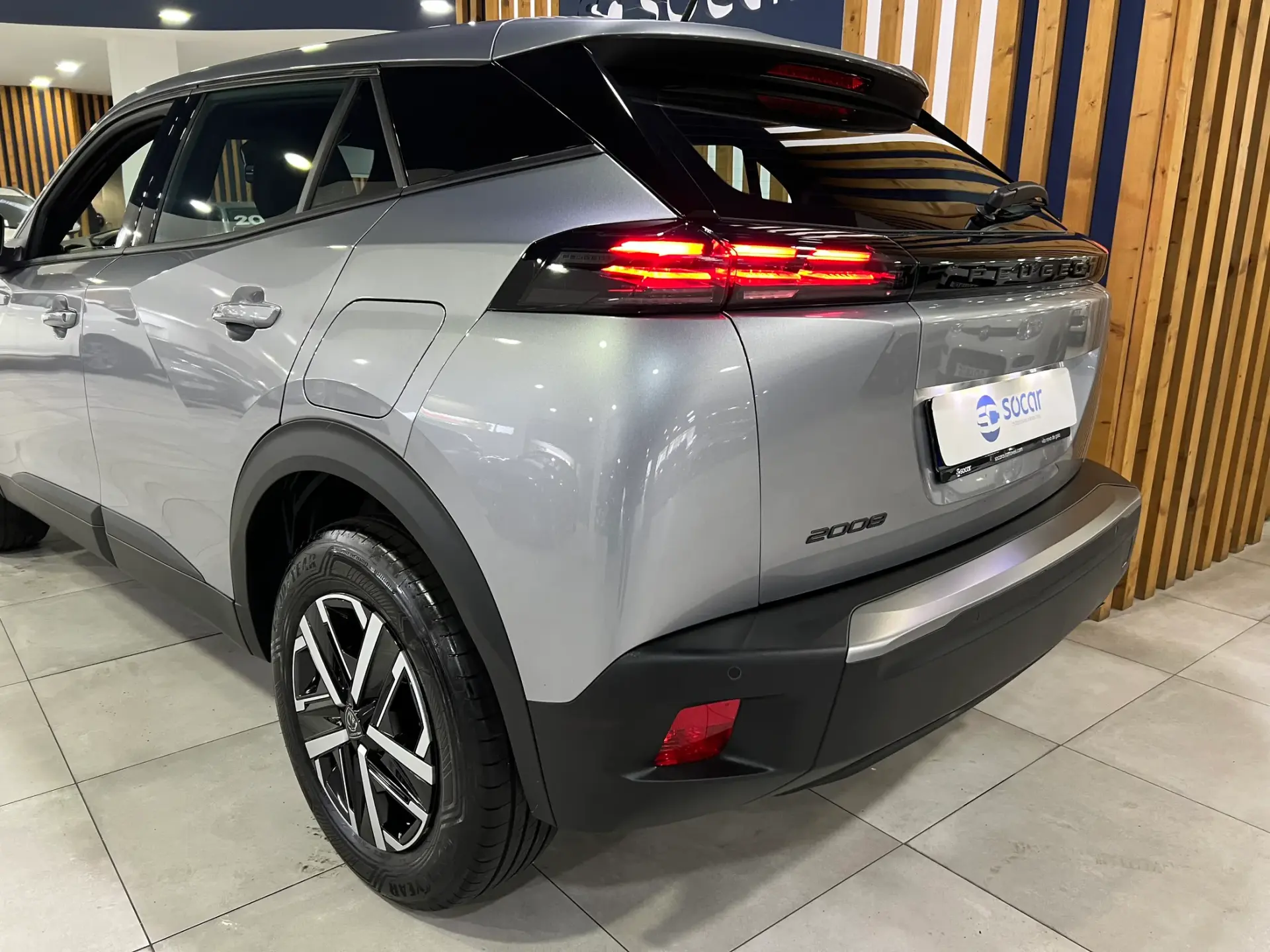 Peugeot 2008 1.2 PureTech Style 5