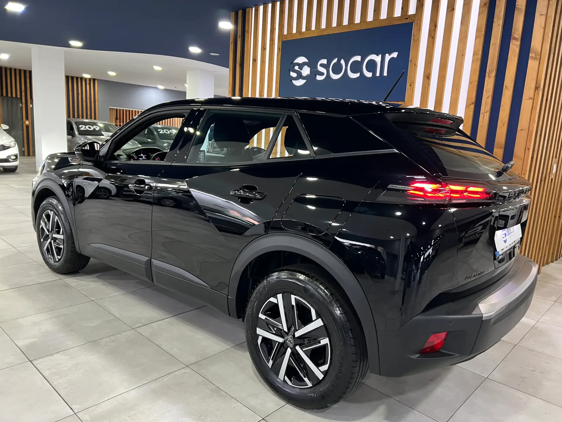 Peugeot 2008 1.2 PureTech Style 5