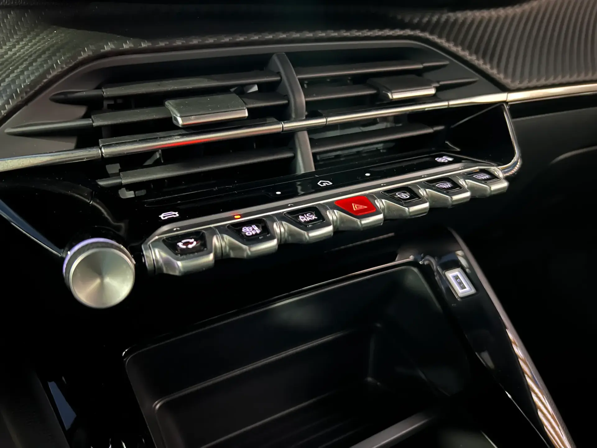 Peugeot 2008 1.2 PureTech Style 23