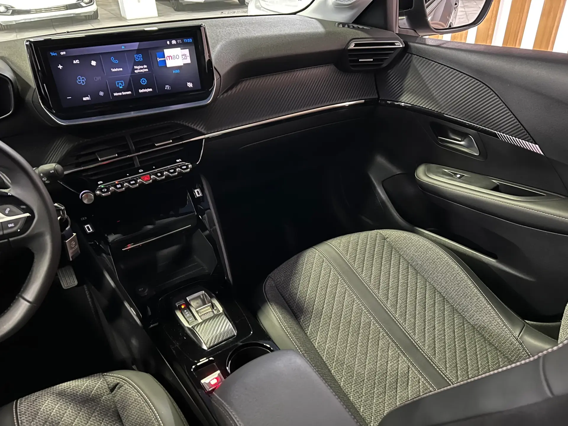 Peugeot 208 1.2 Hybrid Allure e-DCS6 21