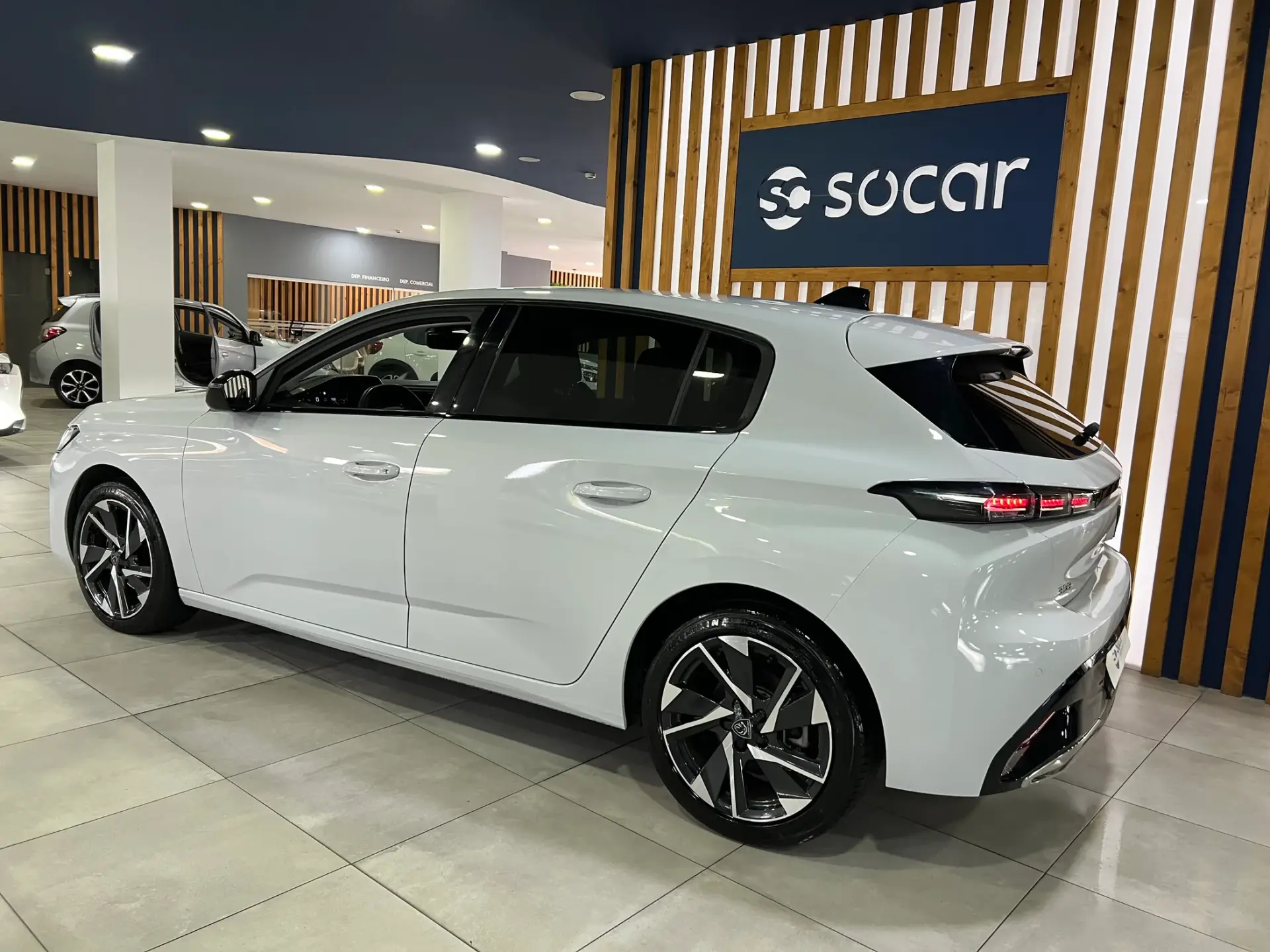 Peugeot 308 1.2 PureTech Allure Pack 4