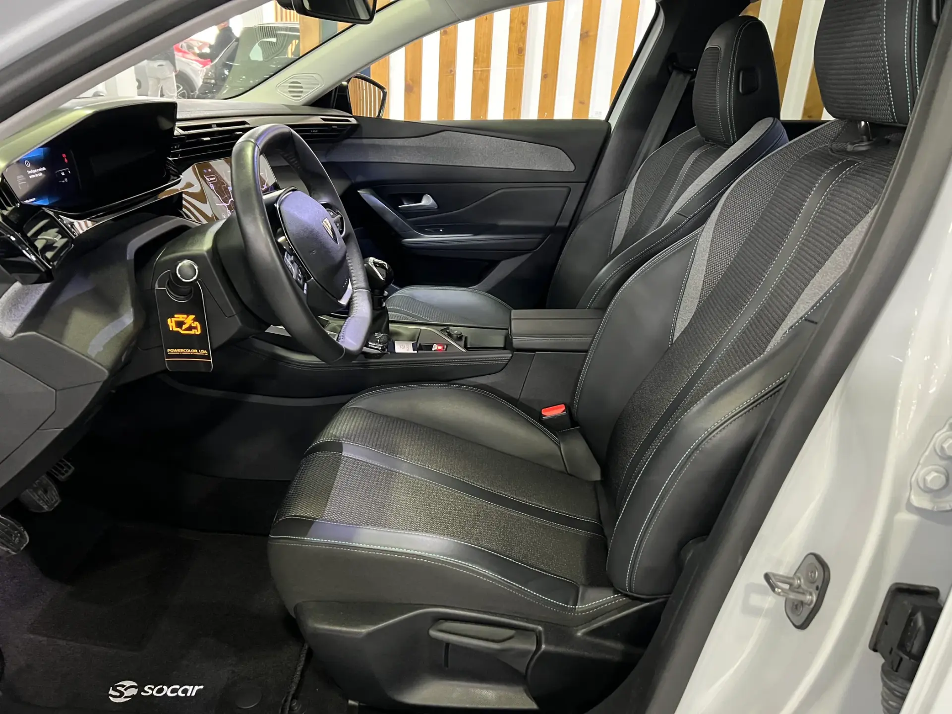 Peugeot 308 1.2 PureTech Allure Pack 9