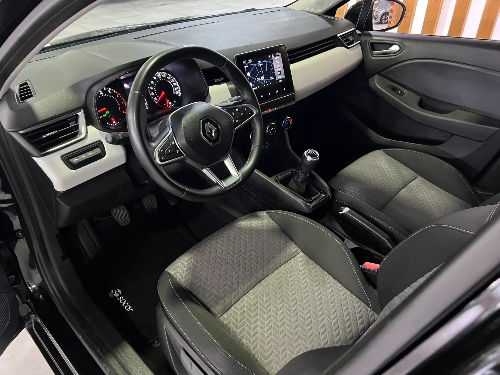 Renault Clio 1.0 TCe Limited 18