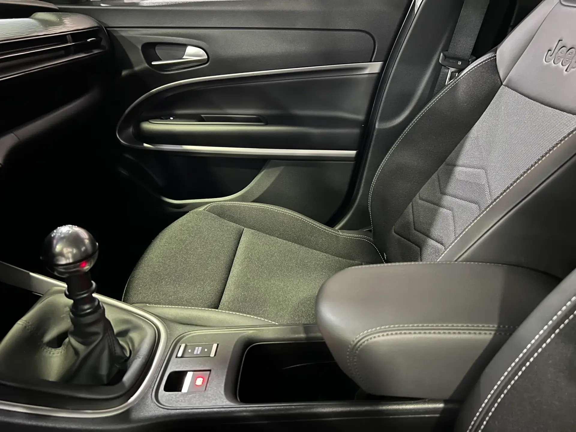 Jeep Avenger 1.2 GSE T3 Altitude 10