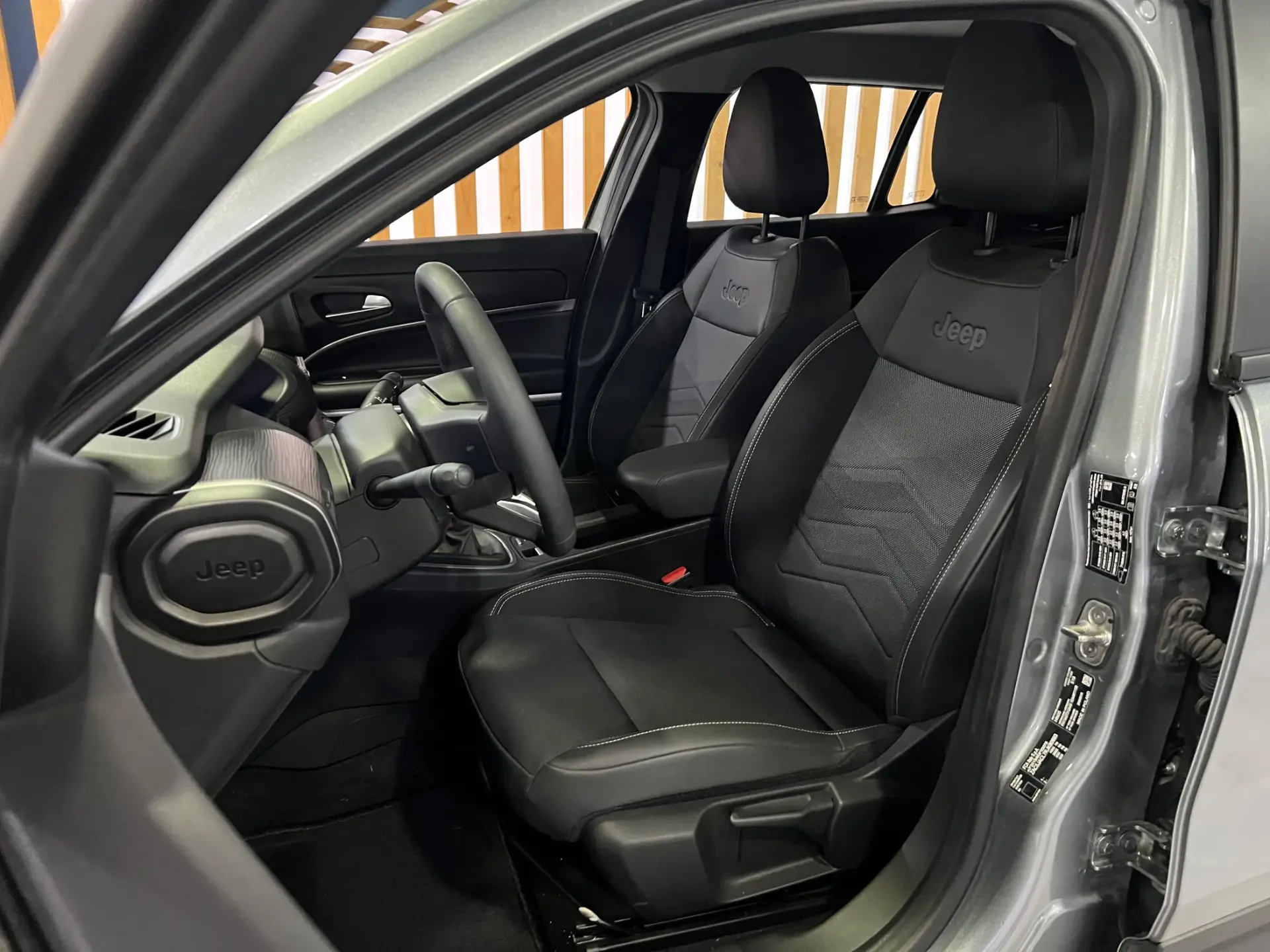 Jeep Avenger 1.2 GSE T3 Altitude 11