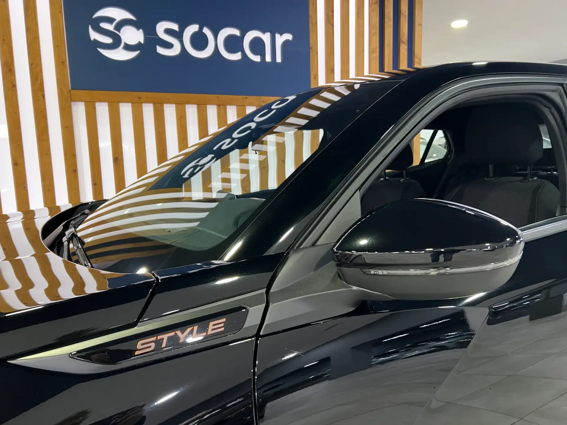 Peugeot 2008 1.2 PureTech Style 4