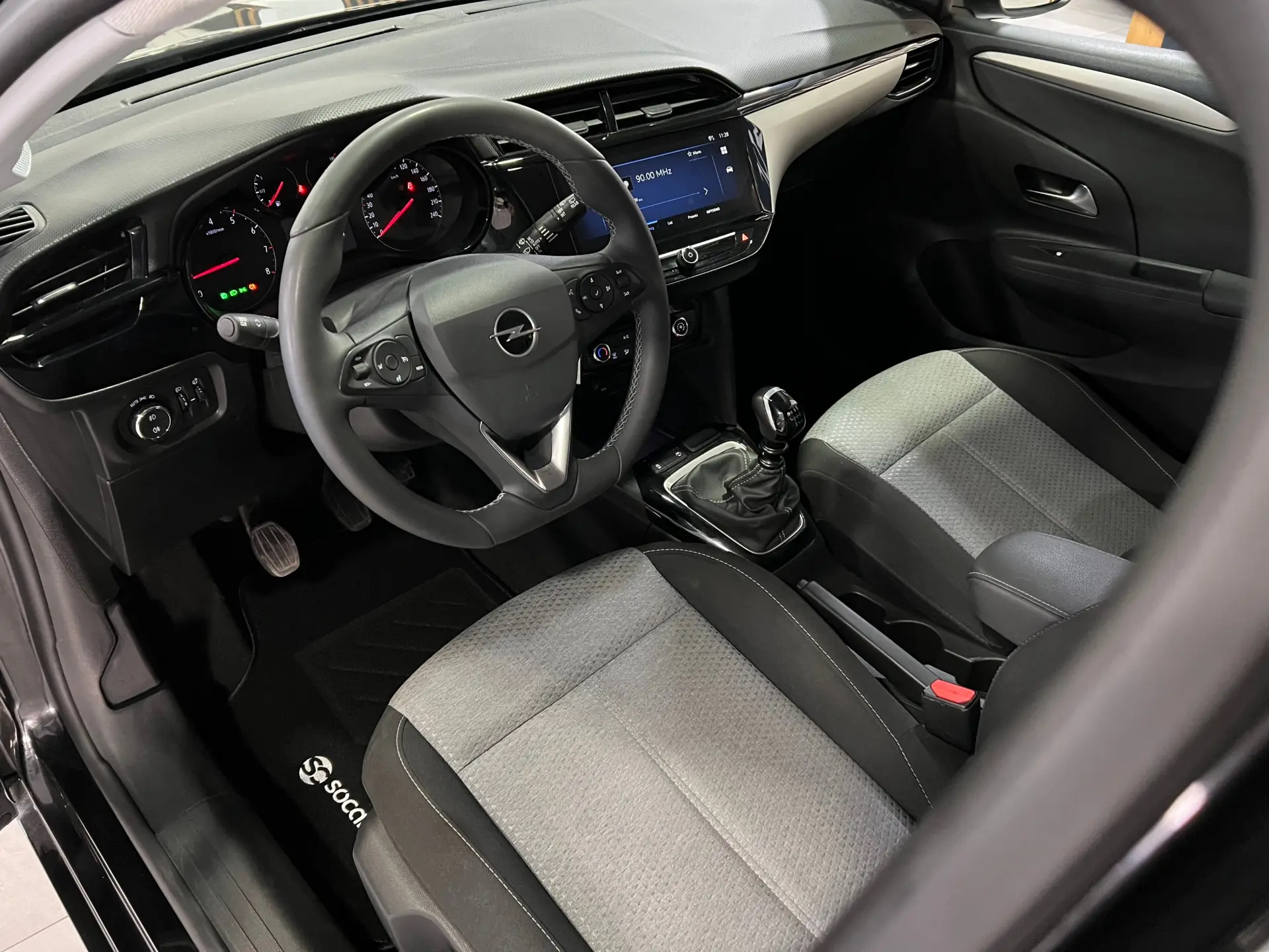 Opel Corsa 1.2 Elegance 16