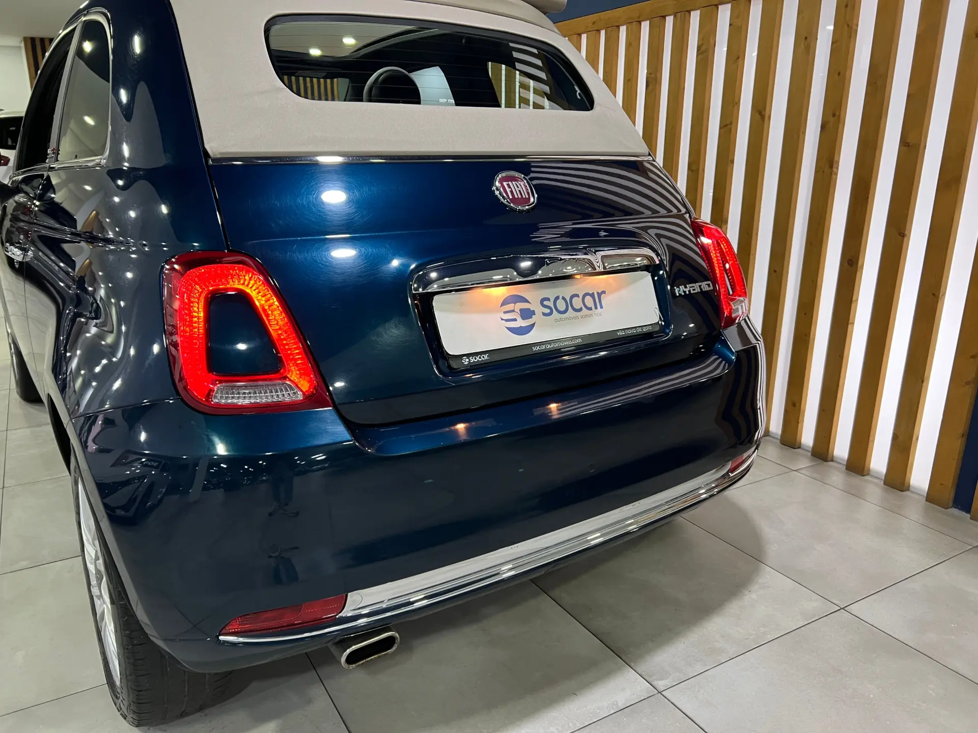 Fiat 500C 1.0 Hybrid Dolcevita 8
