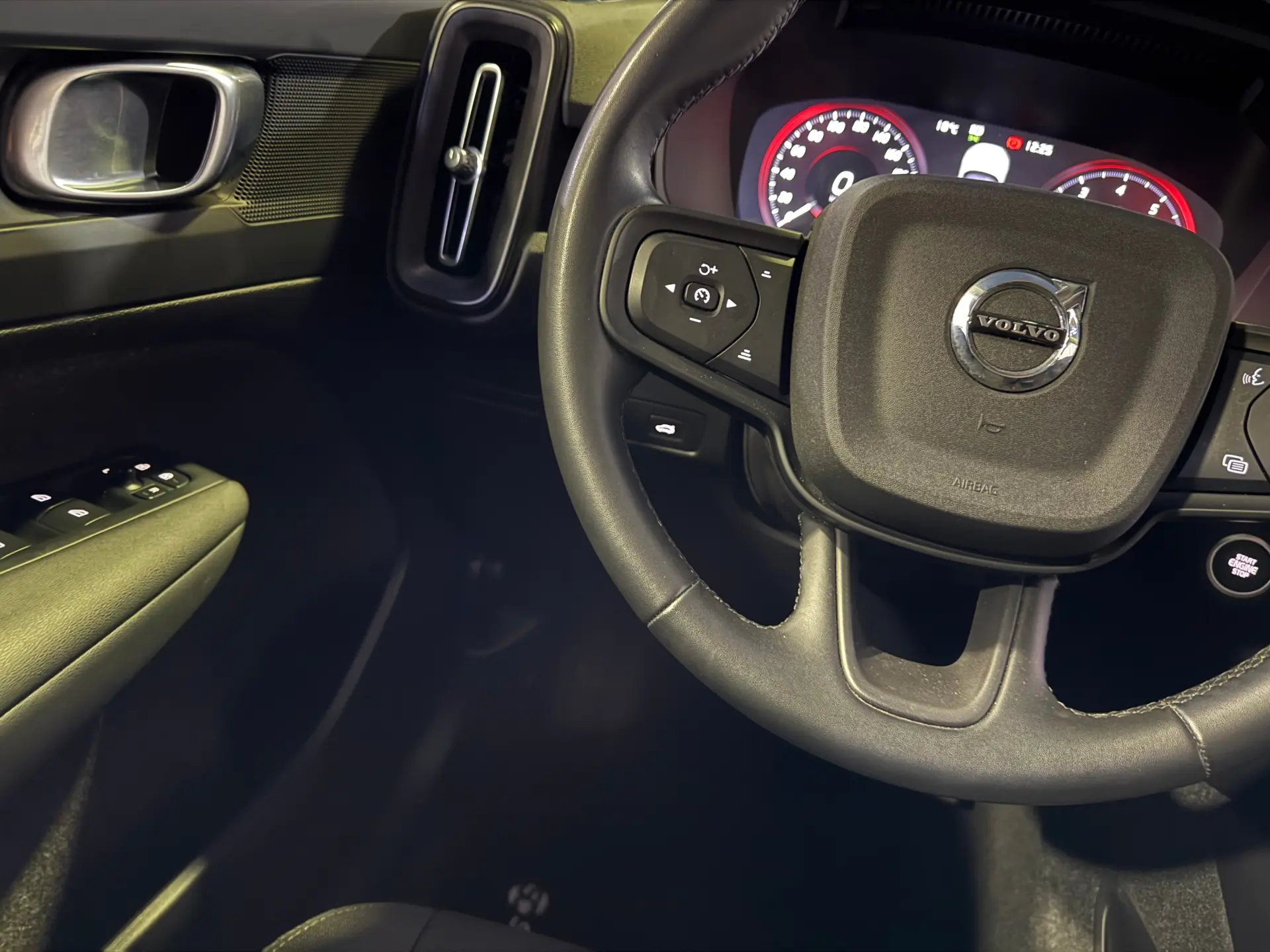Volvo XC 40 1.5 T2 Core Auto 16