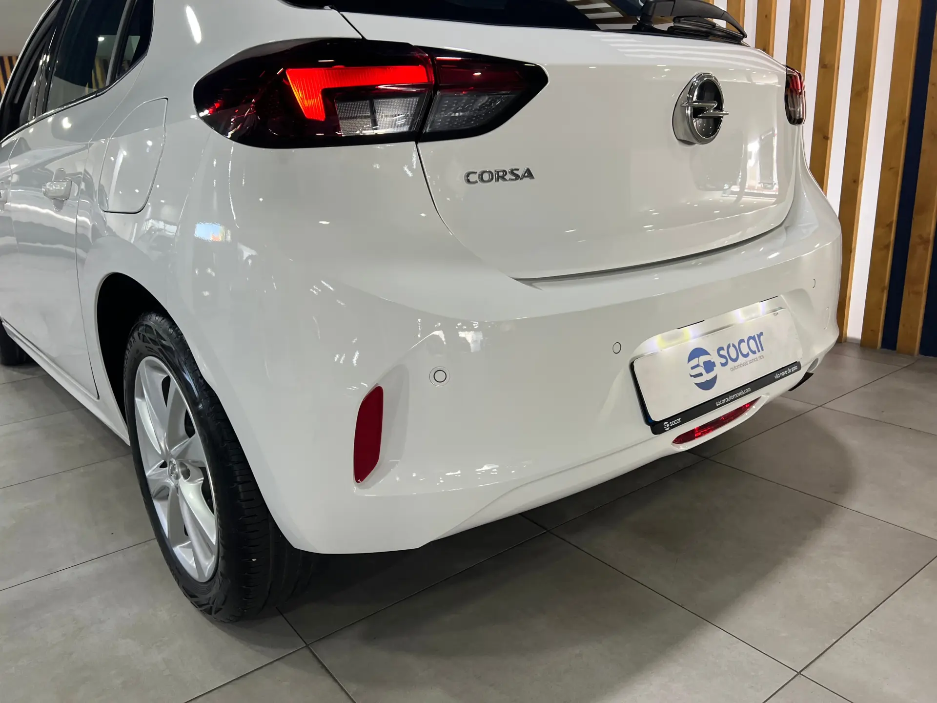 Opel Corsa 1.2 Business Edition 11