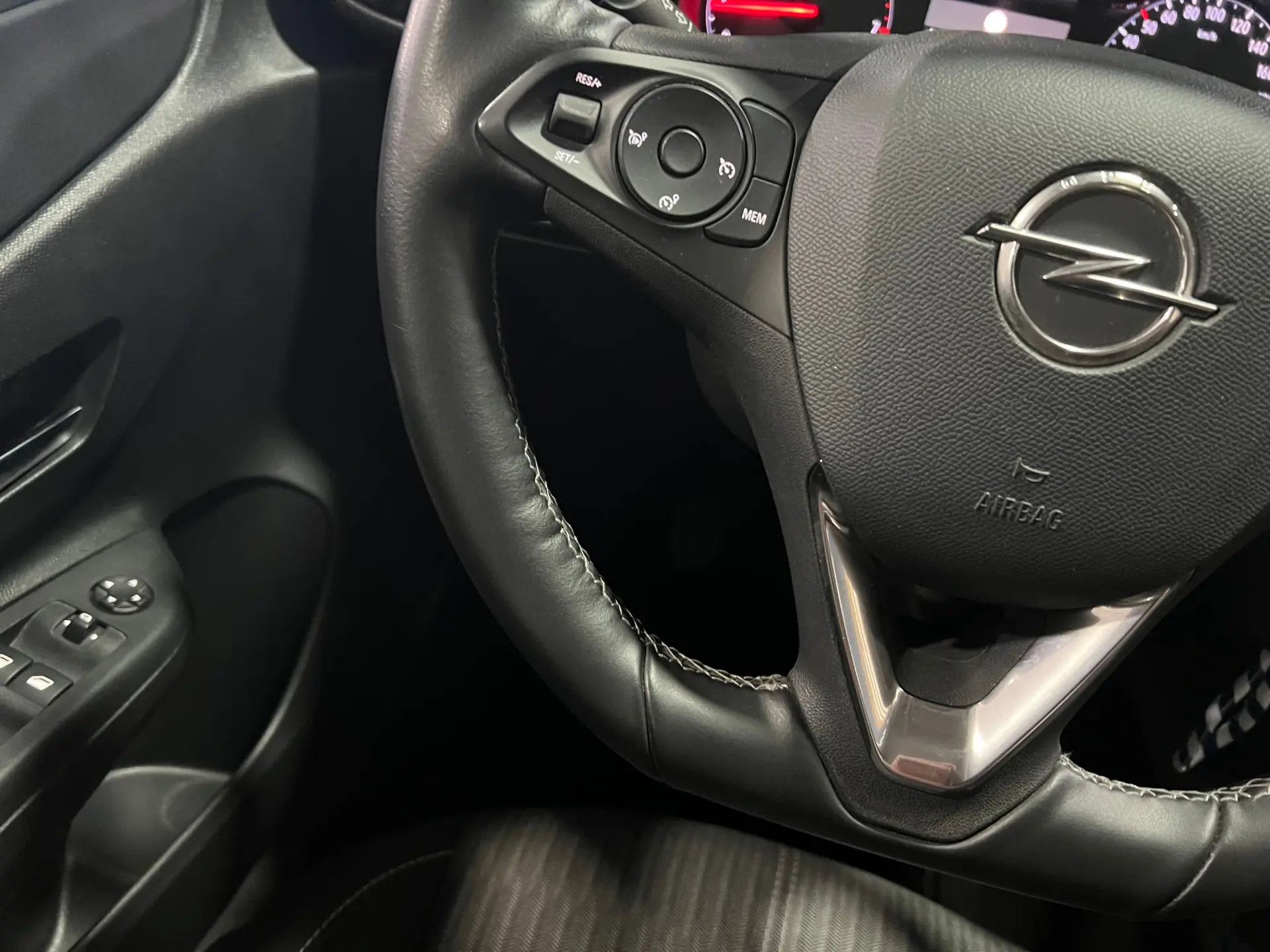 Opel Corsa 1.2 Business Edition 18