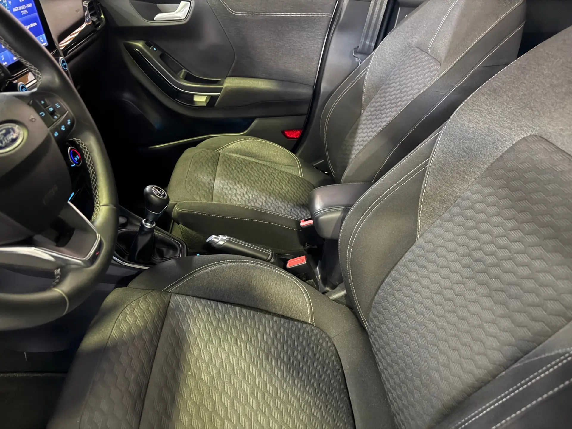 Ford Puma 1.0 EcoBoost MHEV ST-Line 7