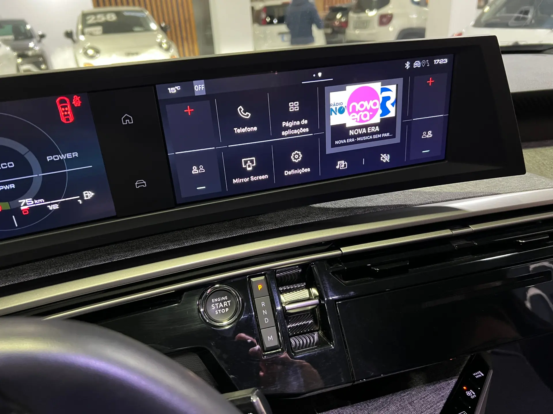 Peugeot 3008 1.2 Hybrid Allure e-DCS6 22