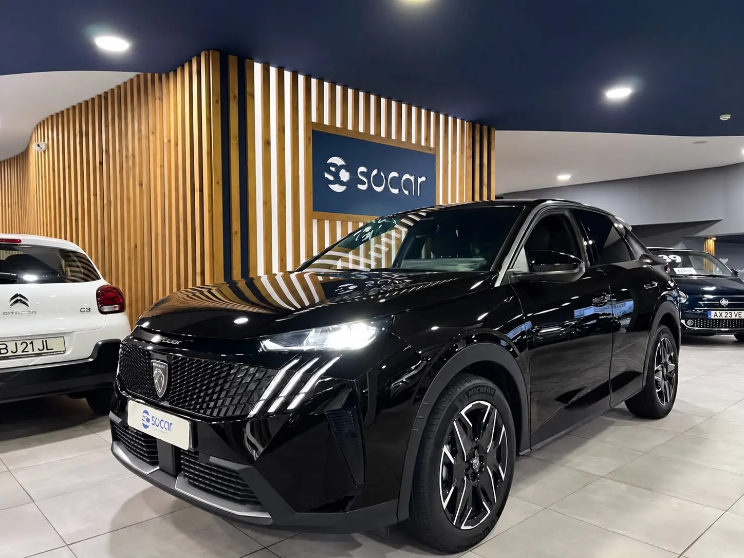 Peugeot 3008 1.2 Hybrid Allure e-DCS6 1