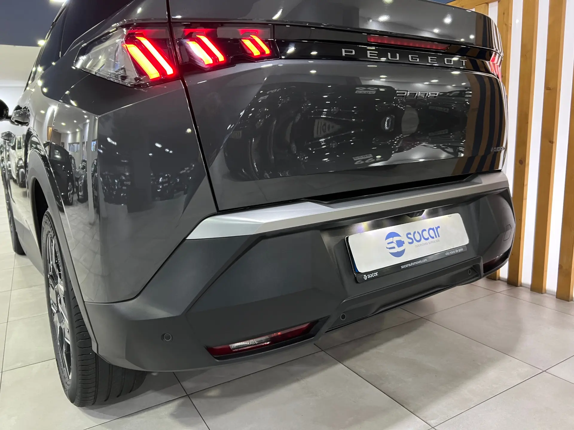 Peugeot 3008 1.2 Hybrid Allure e-DCS6 6