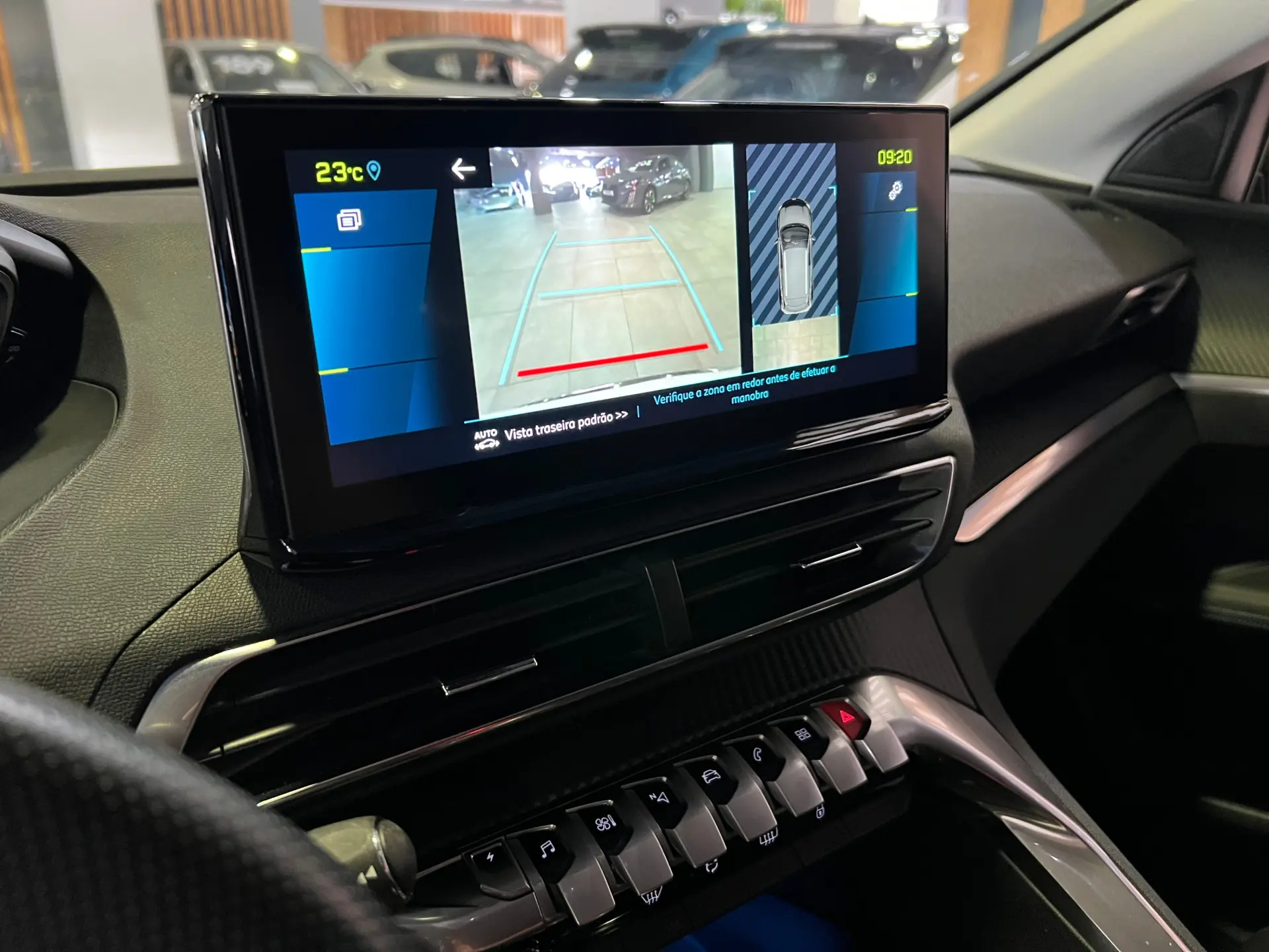 Peugeot 3008 1.6 Hybrid GT e-EAT8 10