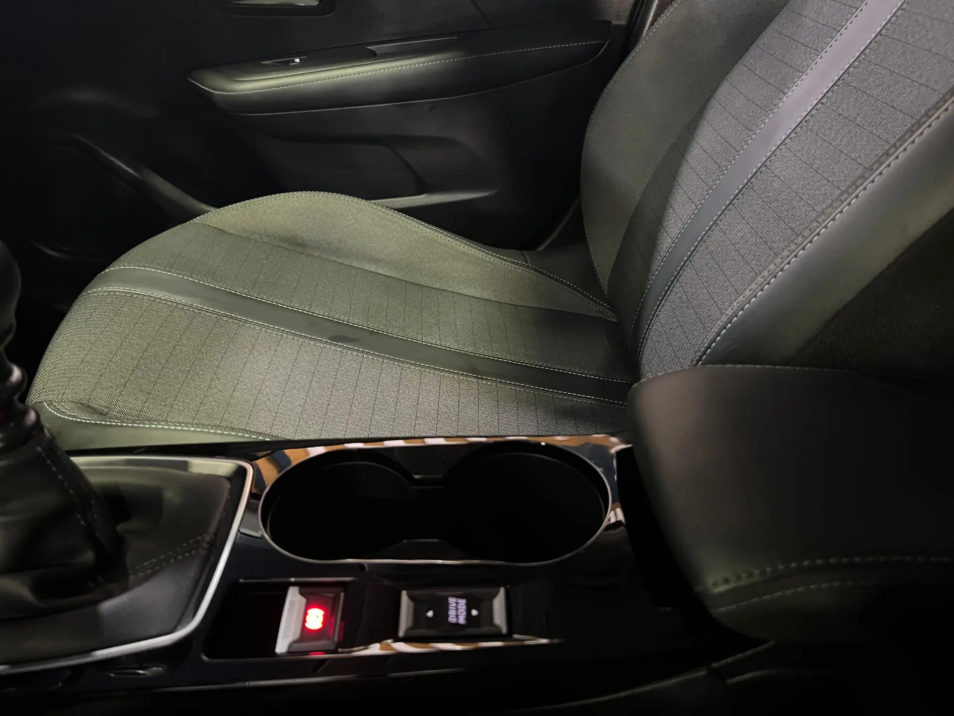 Peugeot 208 1.5 BlueHDi Allure Pack 8