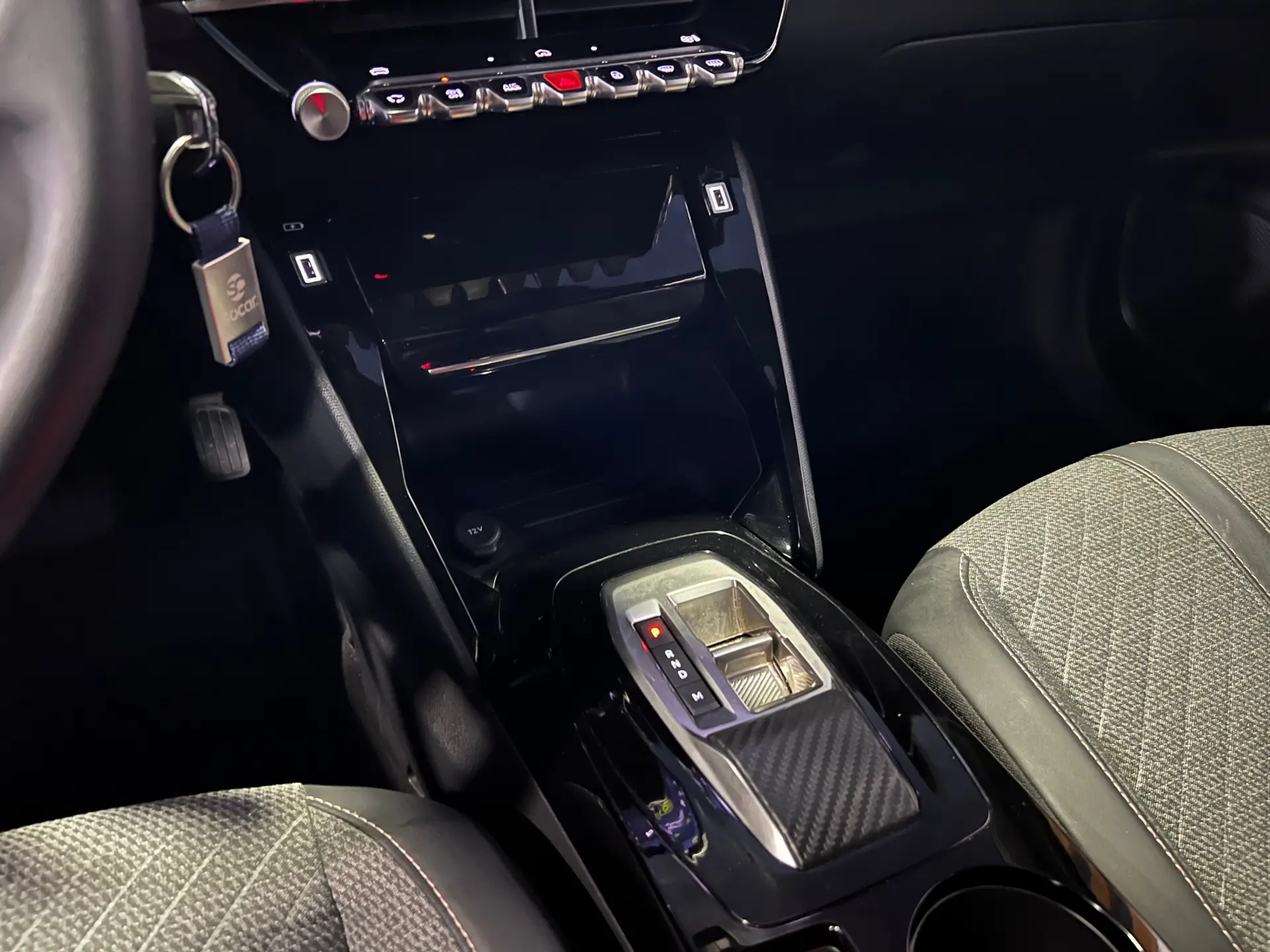 Peugeot e-2008 54 kWh Allure 23