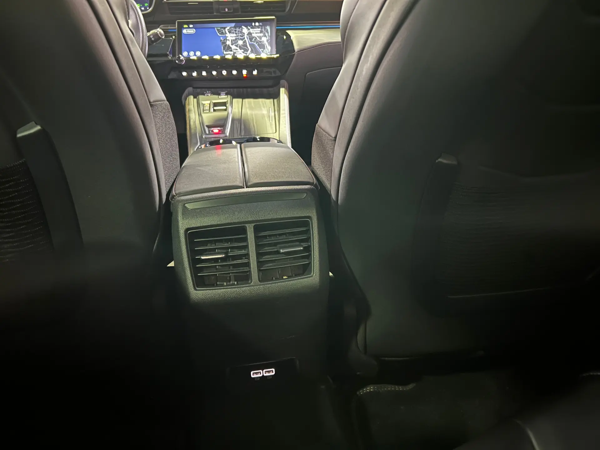 Peugeot 508 SW 225 e-EAT8 GT Pack 38