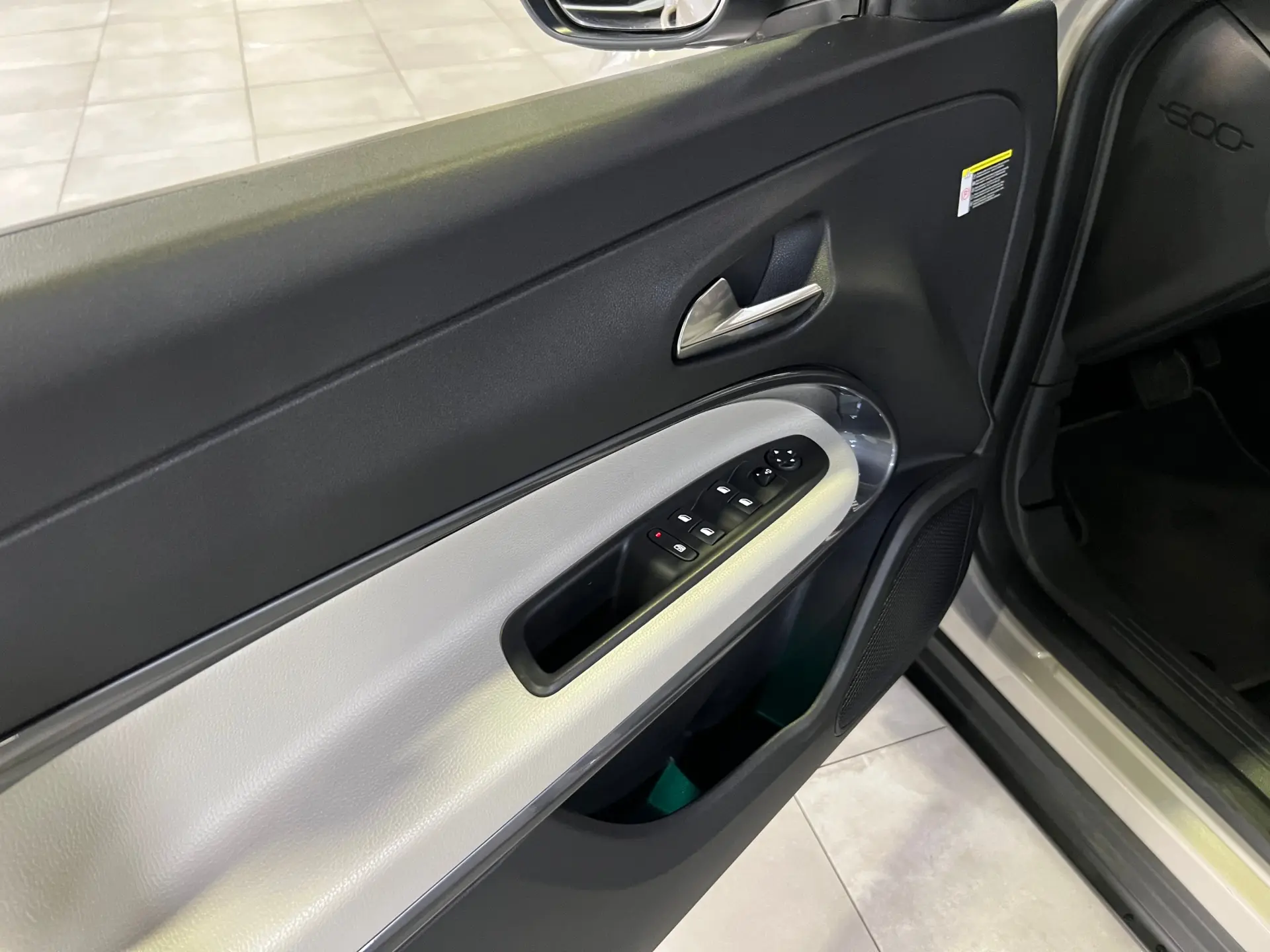 Fiat 600e 54 kWh La Prima 27
